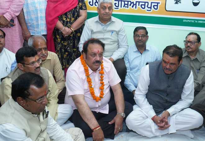 Without naming its Hoshiarpur candidate, BJP opens poll office : The ...