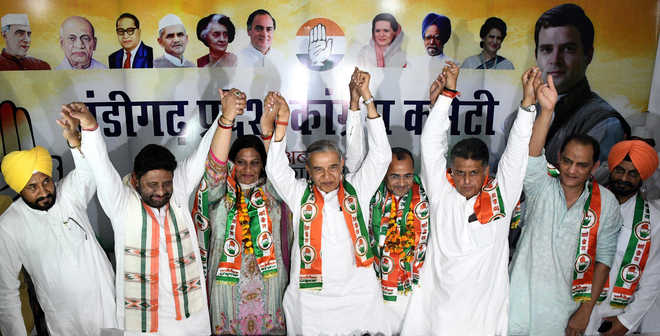 Ex-BSP leaders join Congress