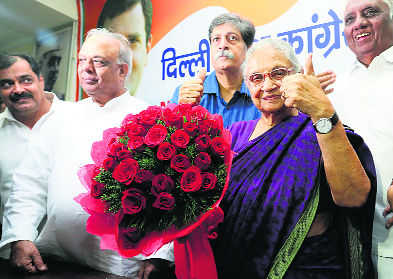 Sheila Dikshit inaugurates poll control room
