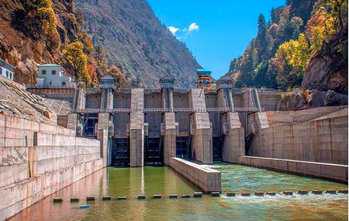 State harnesses only 38% hydro power