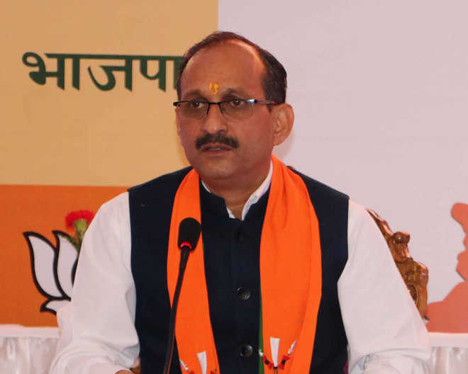 HP BJP chief Satti let off with warning in second EC notice