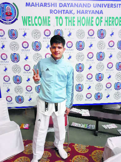 Nishant wins taekwondo gold