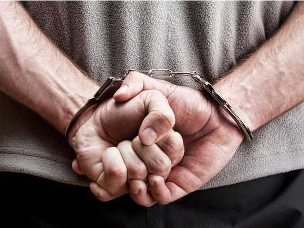 Suspended UT cop held for rape bid