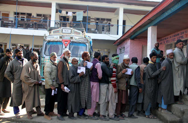 Bijbehara witnesses lowest polling, Pahalgam highest