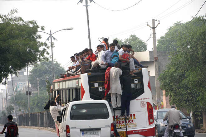 HC notice to state on overloaded vehicles