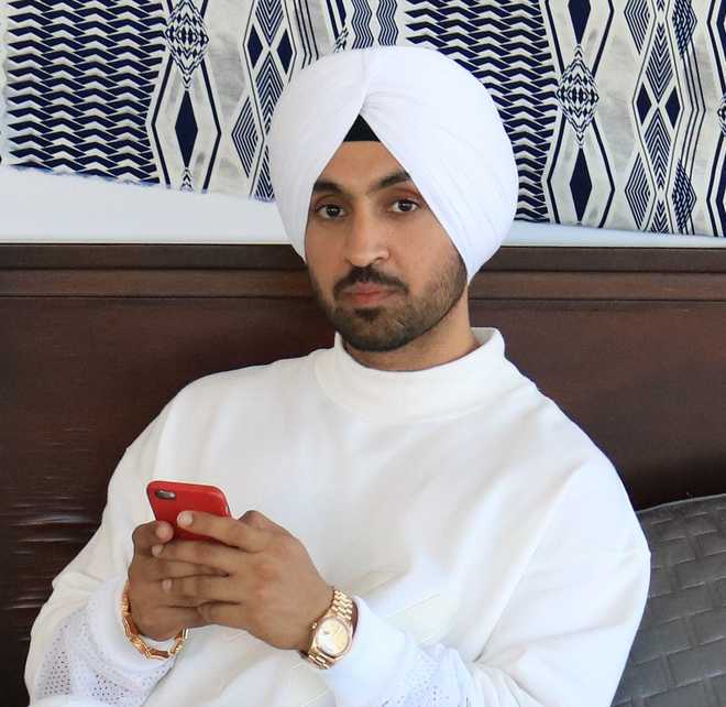 Diljit Dosanjh Spotted In Minimal Ethnic Wears 