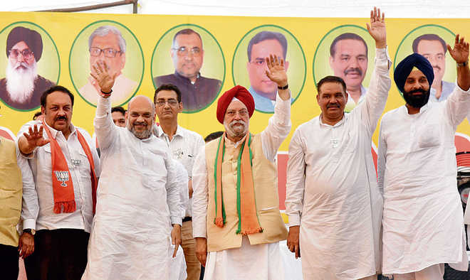 Shah targets Cong over ’84 remark