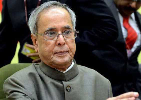 Day after praising EC, Pranab expresses concern over reports of ''tampering''