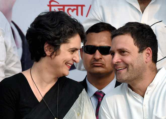Sena says Modi will be re-elected, but praises Rahul, Priyanka
