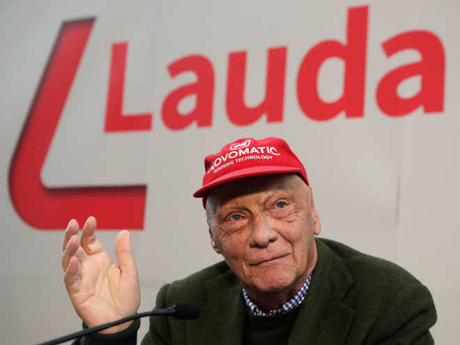 Lauda ‘irreplaceable’, says Mercedes chief Wolff