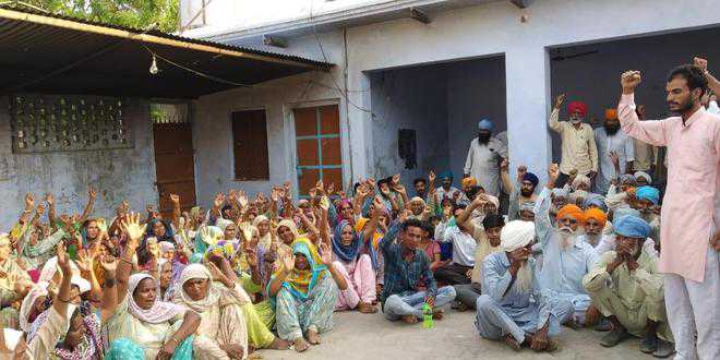 Lower land lease rates, say Dalits