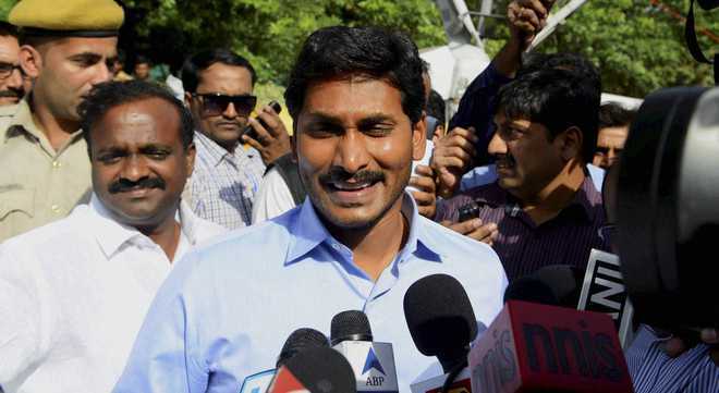 YSR sweeps Andhra Pradesh; Reddy set to be chief minister