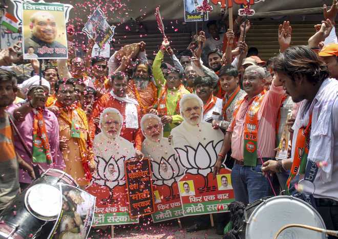 Narendra Modi wins Varanasi by 4.75 lakh votes
