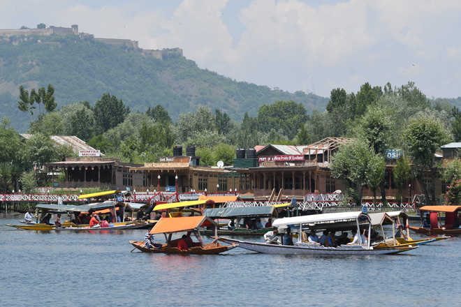 Life limps back to normal in most parts of Kashmir