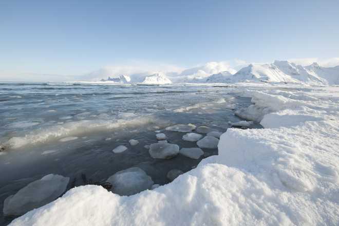 Melting glaciers may add 10 inches to sea levels by 2100