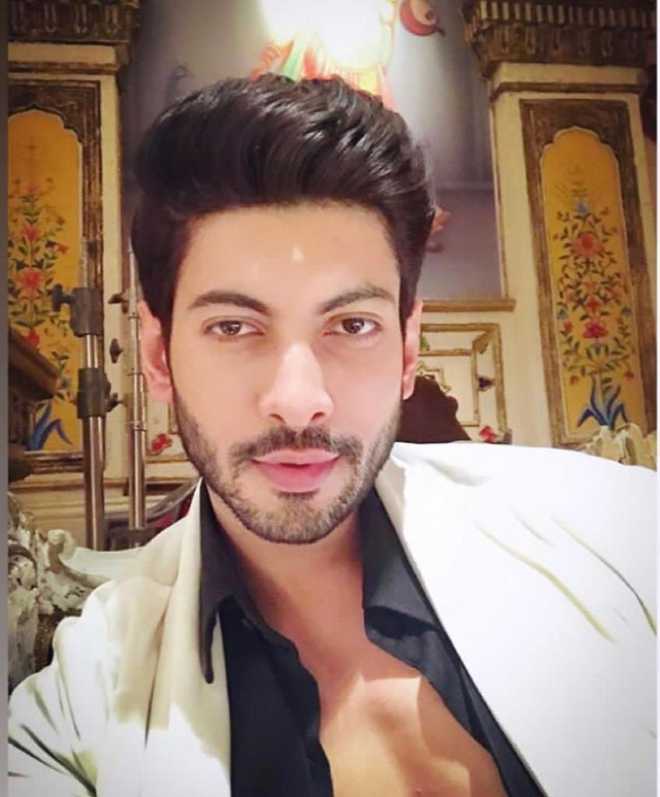 TV actor Abhimanyu Chaudhary arrested for ''attacking'' staff at Mumbai