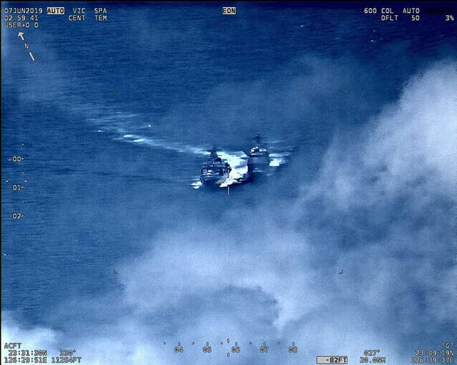 US, Russia blame each other for near collision in East China Sea