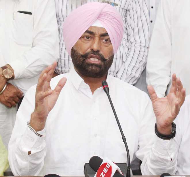 Sidhu being victimised in Cong, welcome to join us: Khaira
