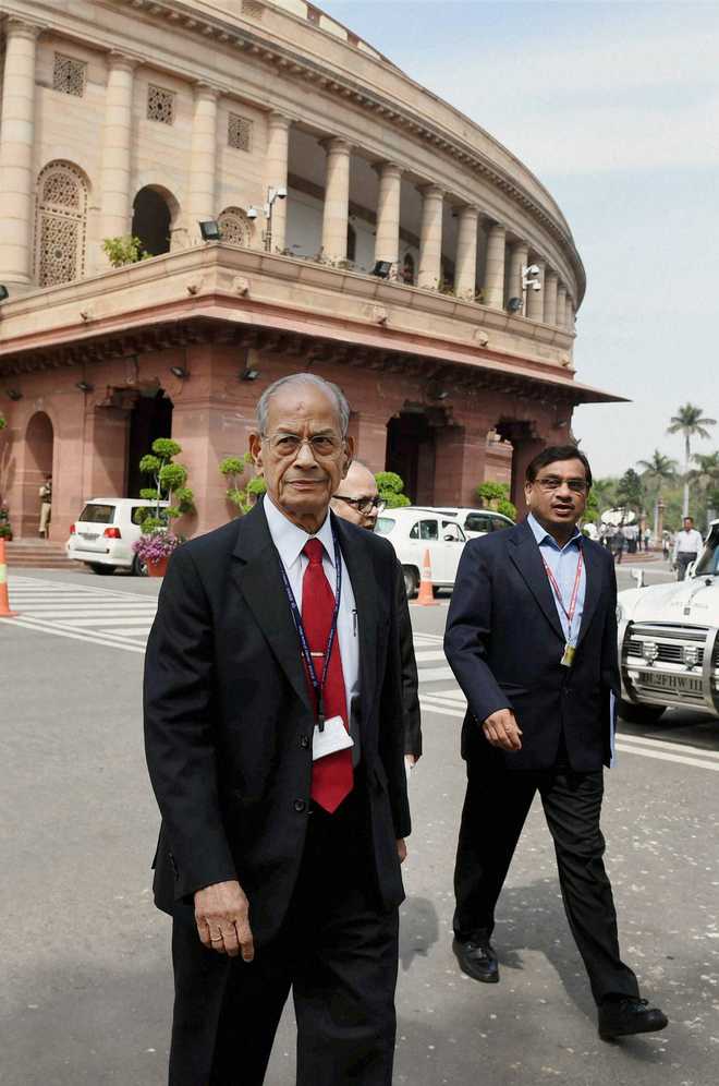 ‘Metro Man’ Sreedharan requests PM not to agree to Delhi govt’s free