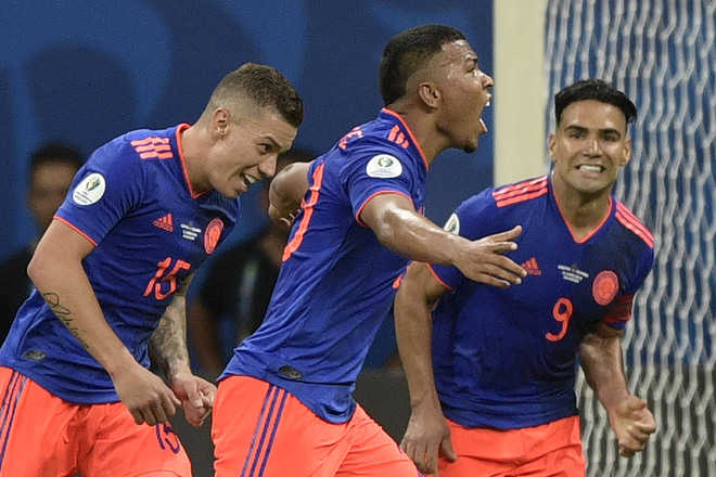 Argentina crumble against Colombia