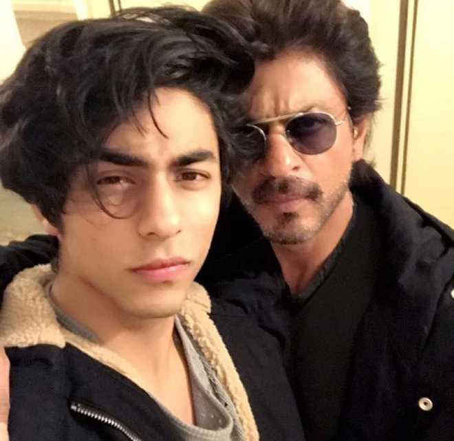 Shah Rukh Khan to voice for ''The Lion King'' in Hindi along with son Aryan