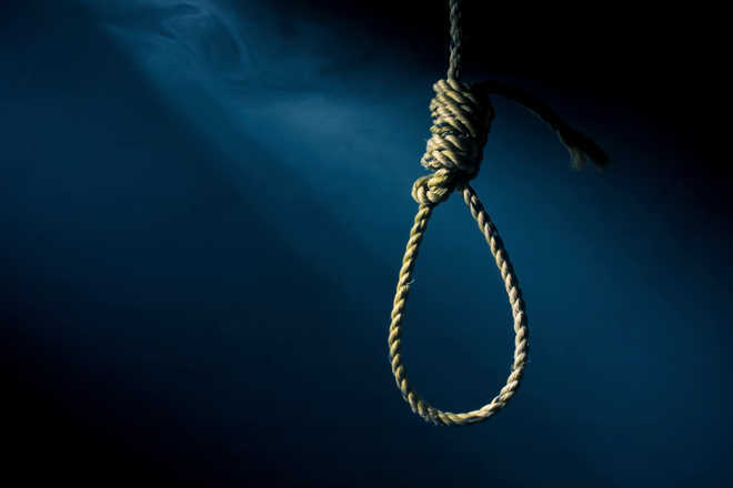 Girl hangs herself to death in Zirakpur