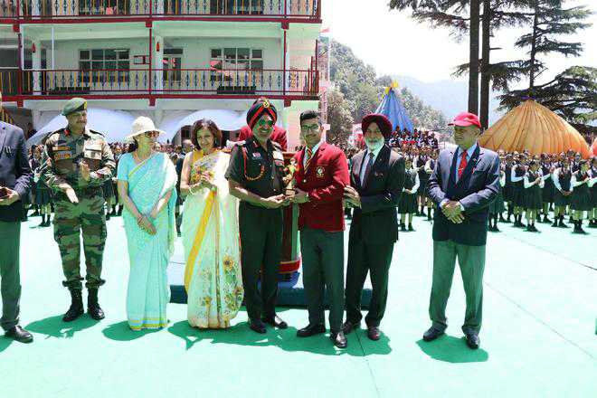 Amar Jawan Memorial at Dalhousie school