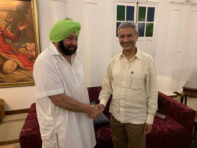 Capt meets Jaishankar in Delhi; rumours say Kartarpur Corridor discussed