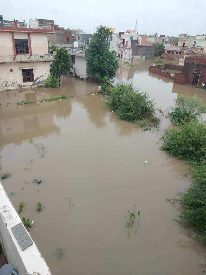 Incessant rain, overflowing drains disrupt life in K’shetra