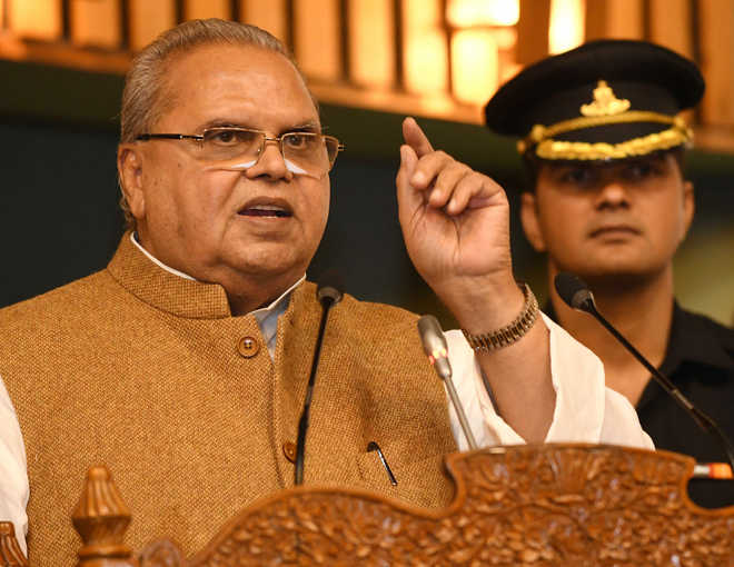 Policy for return of Pandits being formulated: Governor