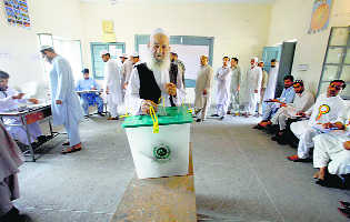 Pak’s former tribal regions vote in first provincial poll