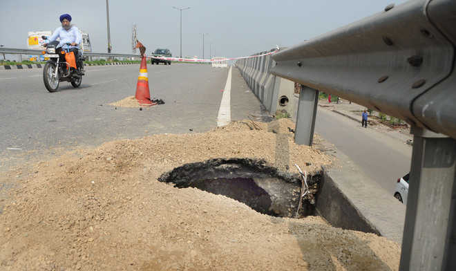 Gaping holes on flyover threat to motorists