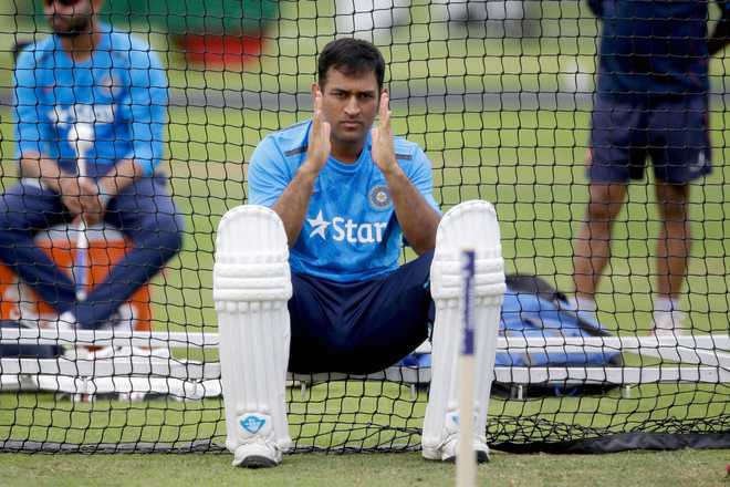 ‘Dhoni asked not to retire while team grooms Pant’