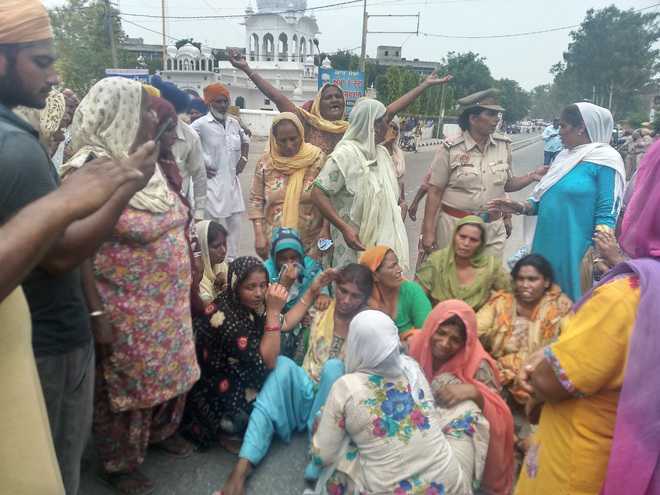 Protest in Fatehgarh Sahib as 3 siblings drown in pit