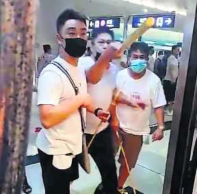 46 hurt as rod-wielding  mob storms HK station