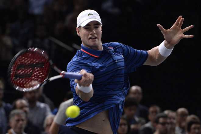 Isner tops Bublik to win  fourth ATP title on grass