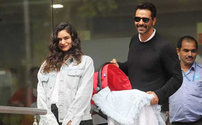 Arjun Rampal shares a glimpse of newborn son as he holds his hand for the first time