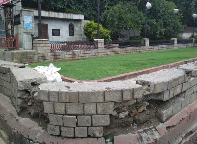Mandi Kargil Park a victim of apathy