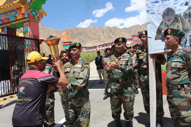 ‘Victory Flame’ reaches Leh