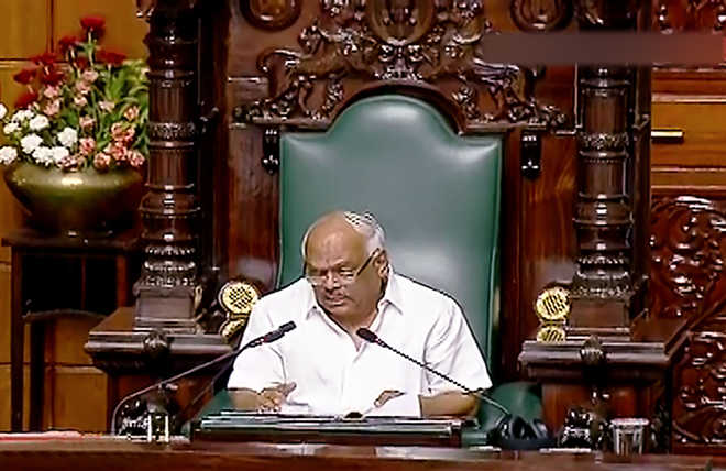 BJP mulls no-confidence motion against Karnataka Speaker