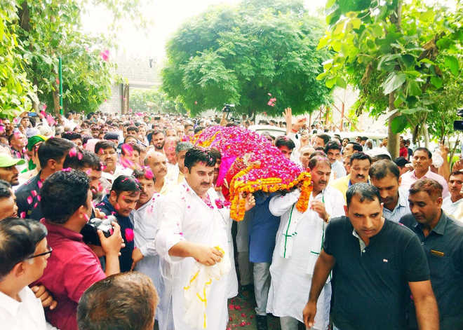 Chautalas come together for mother’s last rites