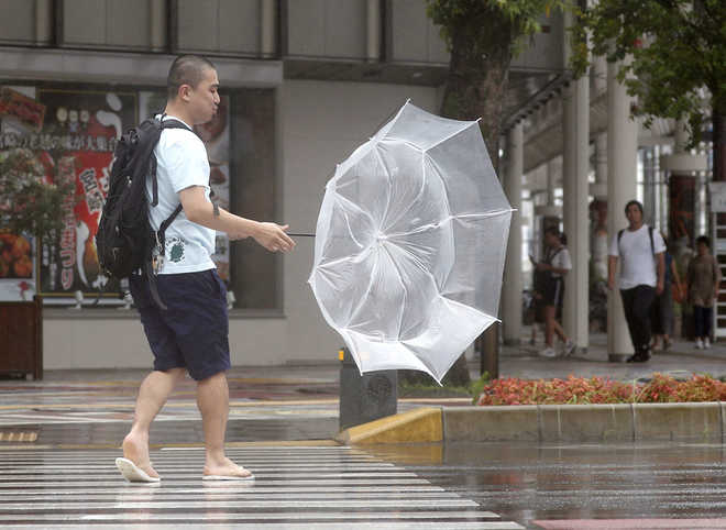 Nearly 6,00,000 advised to evacuate as storm makes landfall on Japan