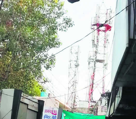 Illegal telecom towers aplenty in Rewari