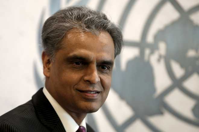 In symbolic gesture, India’s envoy to UN shakes hand with Pak journalists
