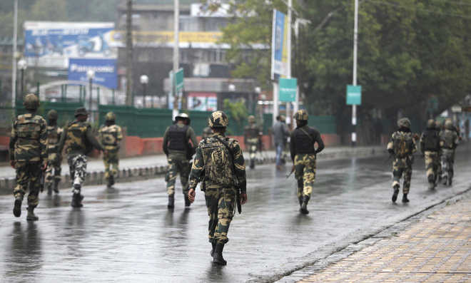 Jawans on alert to keep Kashmir safe