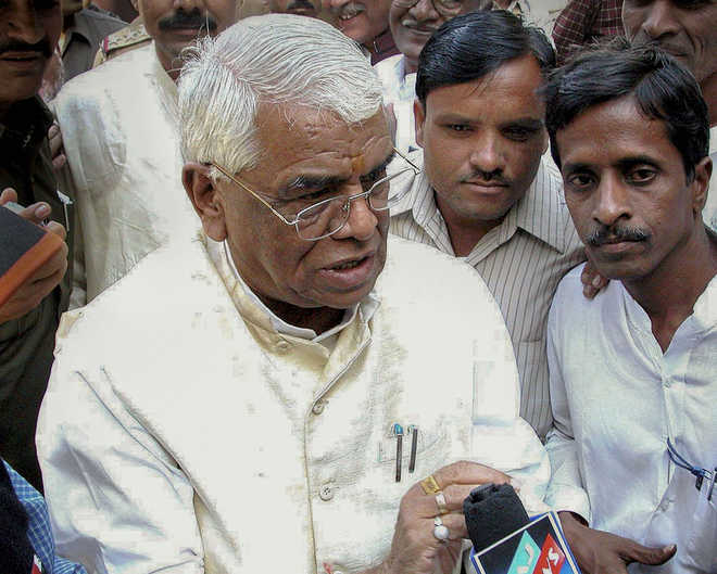 Former MP CM Babulal Gaur cremated with full state honours
