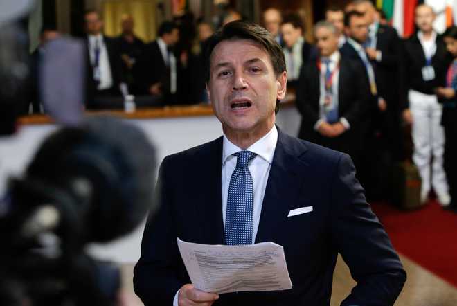Second day of Italy crisis talks after PM Conte resigns