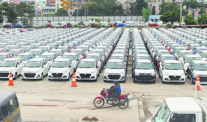 Centre announces measures to support auto sector, boost demand