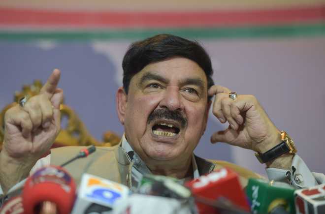 Pak has tactical nuclear bombs as small as 125-250 gm: Minister - The ...