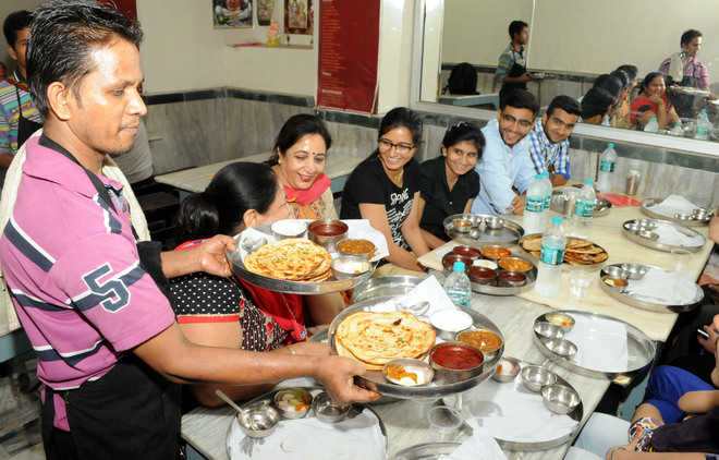 Now, hygiene rating must for hotels, dhabas